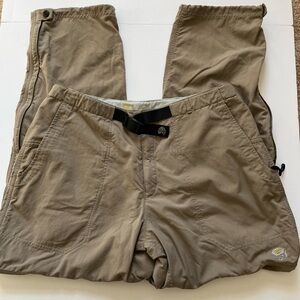 Mountain Hardwear Athletic Hiking Convertible Pants / Shorts Khaki Color Sz L